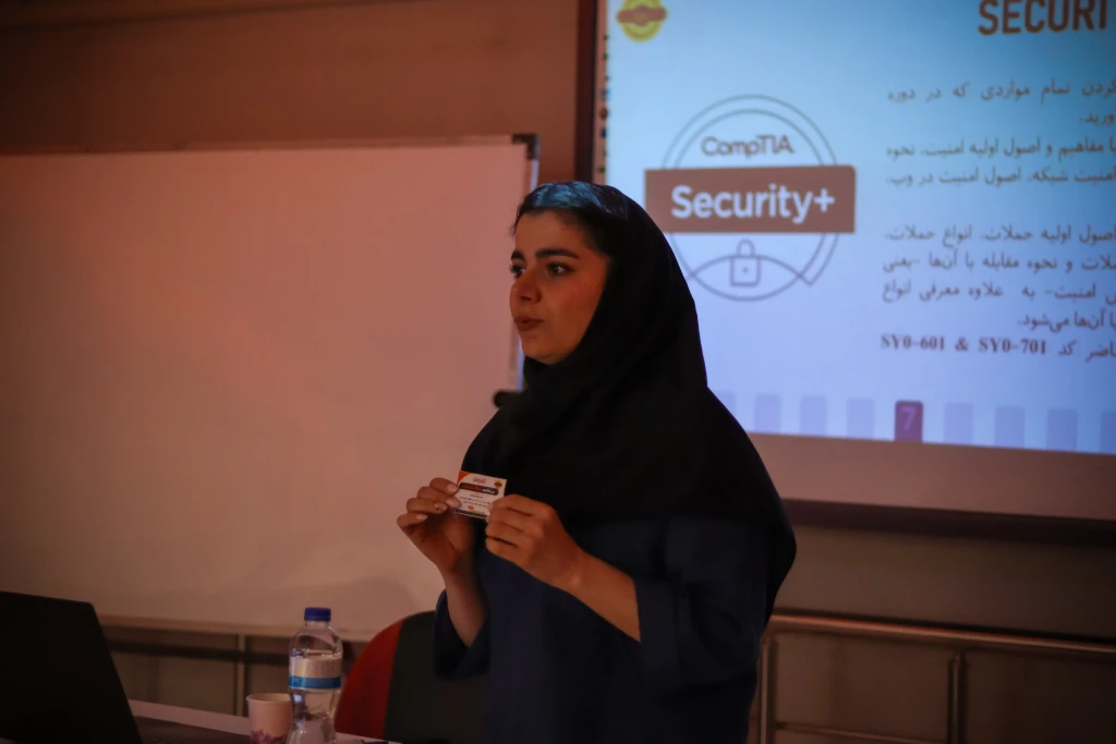سمینار هک و امنیت در رشت تخفیف آموزش زبان کادوس