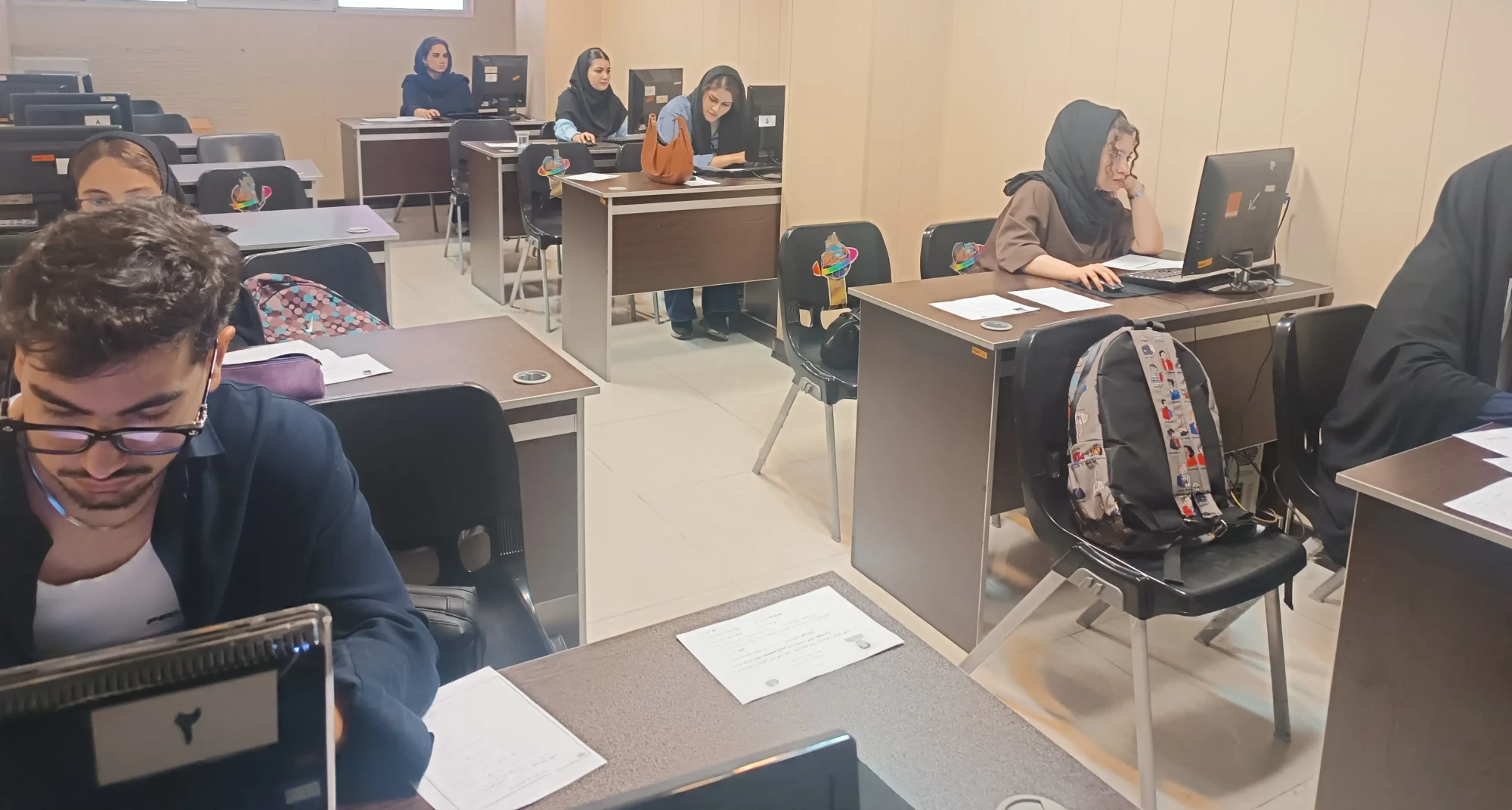 آزمون ICDL در موسسه کادوس رشت