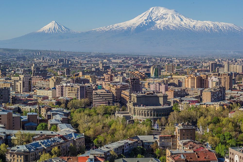 آموزش زبان ارمنی در رشت؛ ایروان و کوه آرارات